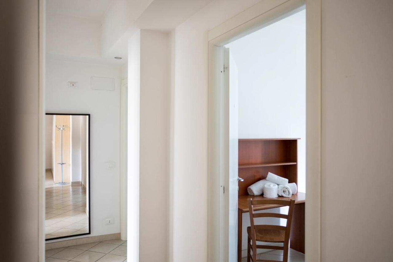 Residenza Conti Aparthotel Ρώμη Εξωτερικό φωτογραφία